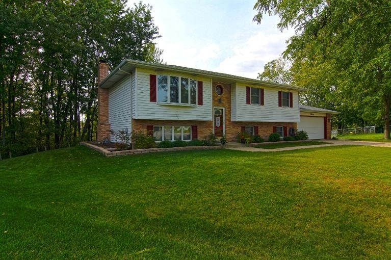 10026 Lincoln Ct, Crown Point, IN 46307 - photo 1