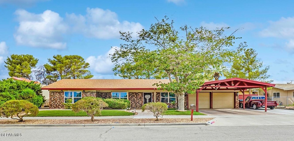 10828 La Subida Dr, El Paso, TX 79935 - photo 1