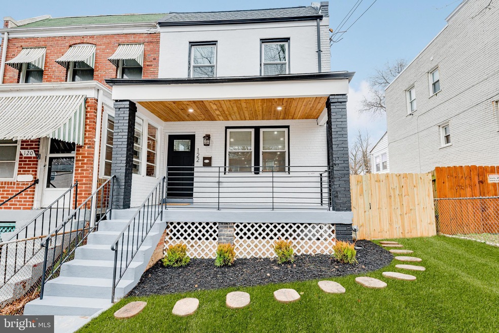 122 53rd St SE, Washington, DC 20019 - photo 1