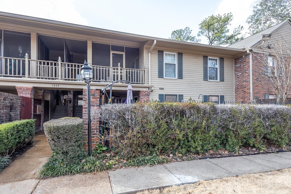 5849 Kesswood #1 Ground Floor
