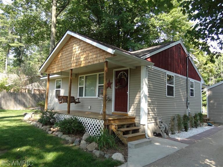 3849 12th St, Wayland, MI 49348 - photo 1