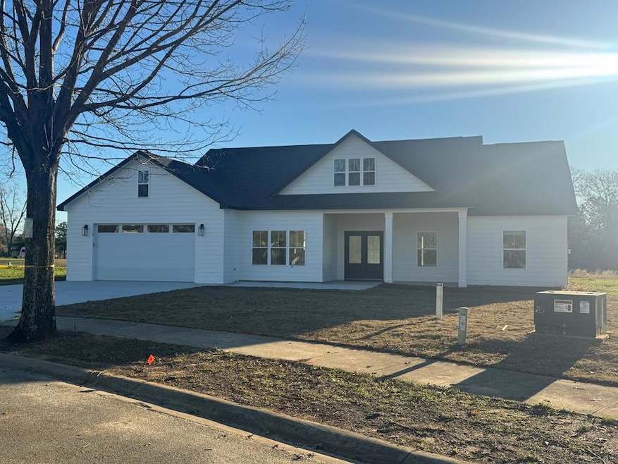 121 Southland Ridge Dr, Americus, GA 31709 - photo 1