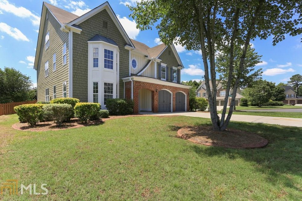 E E Gate Dr, Cumming, GA 30041 - photo 1