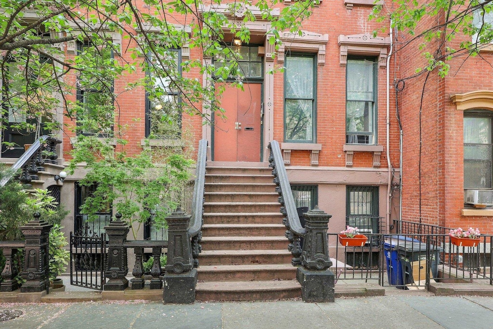 300 Barrow St, Jersey City, NJ 07302 - photo 1