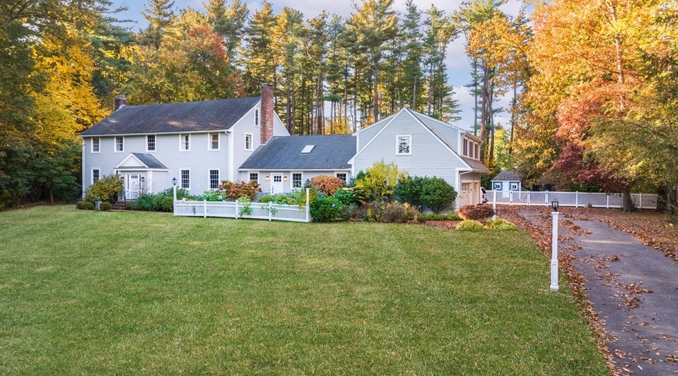 6 Peter Hobart Dr, Hingham, MA 02043 - photo 1