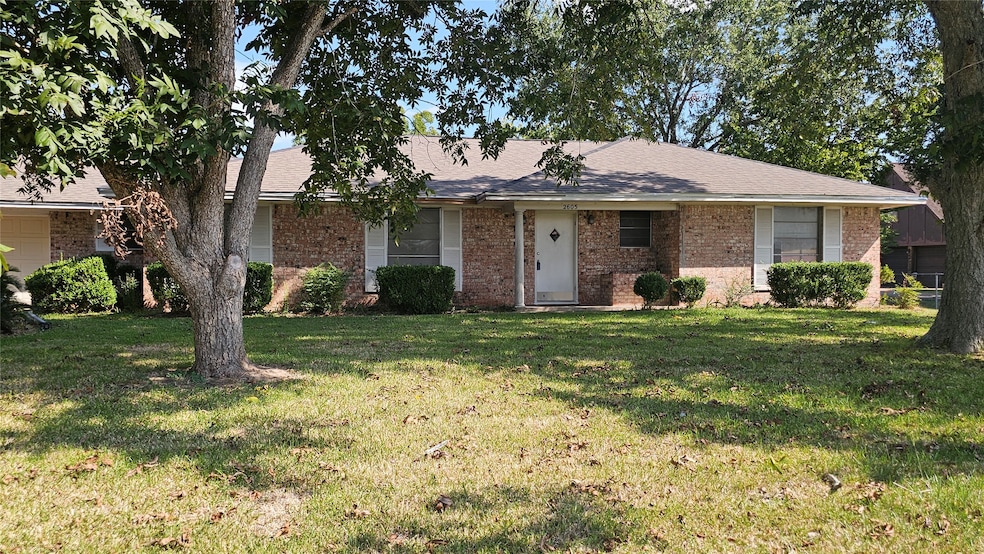 For Rent $2,000/month