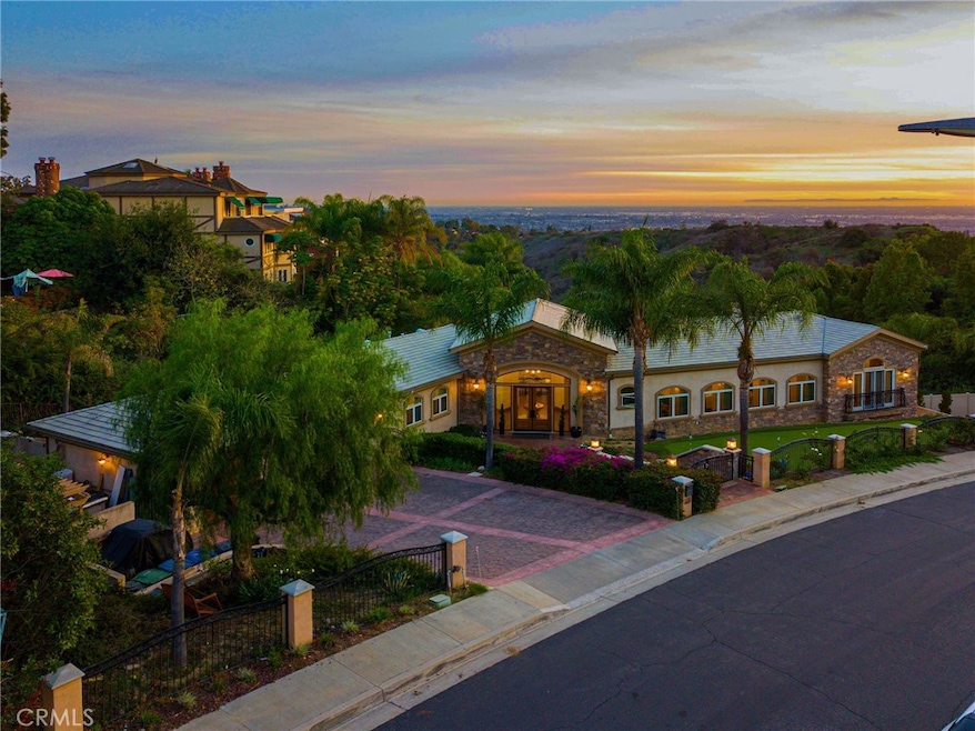 For Sale $2,750,000 • Co-Listing Agent