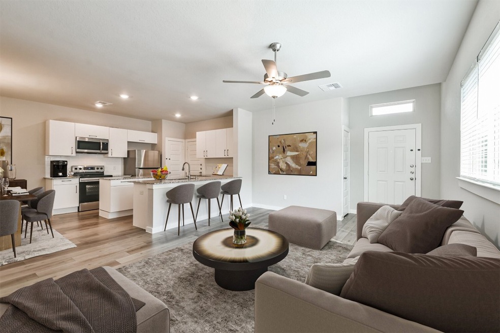 25121 Pacific Wren Dr, Magnolia, TX 77354 - photo 1