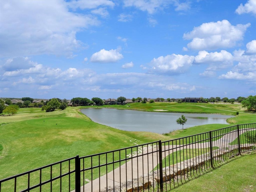 Gorgeous golf course and pond views!