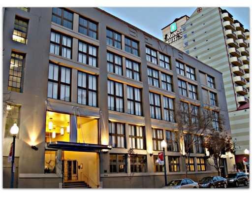 Photo. Julia Place Condos Exterior Front