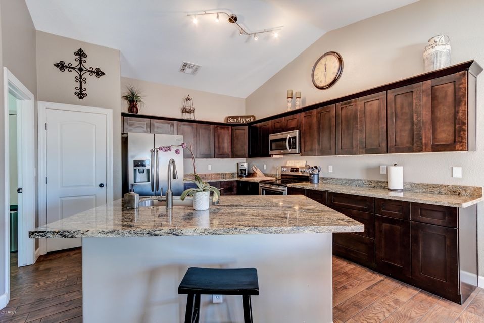 2050 W 17th Ave-13