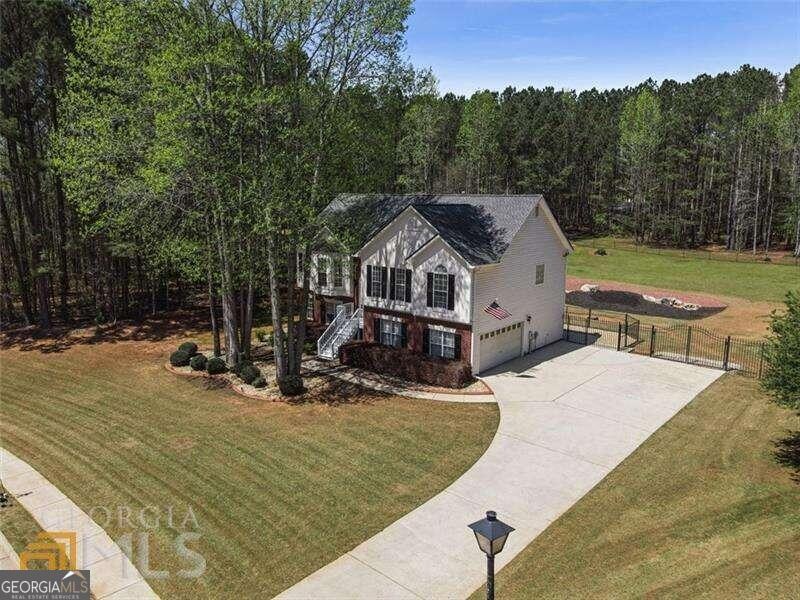 144 Harbin Trail, Locust Grove, GA 30248 - photo 1