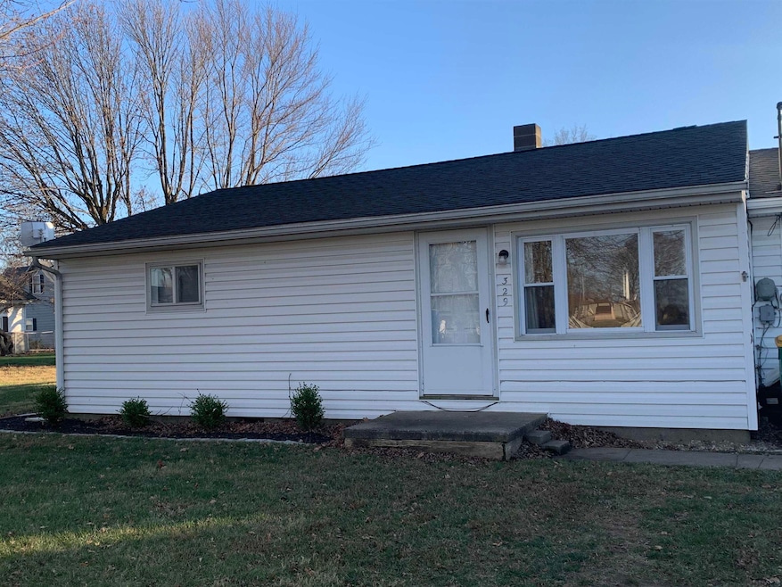 329 W Payton St, Greentown, IN 46936 - photo 1