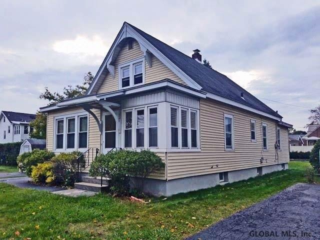 10 Clayton Place, Albany, NY 12209 - photo 1