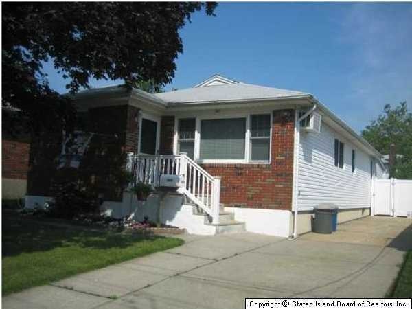 unlisted-address, Staten Island, NY 10306 - photo 1