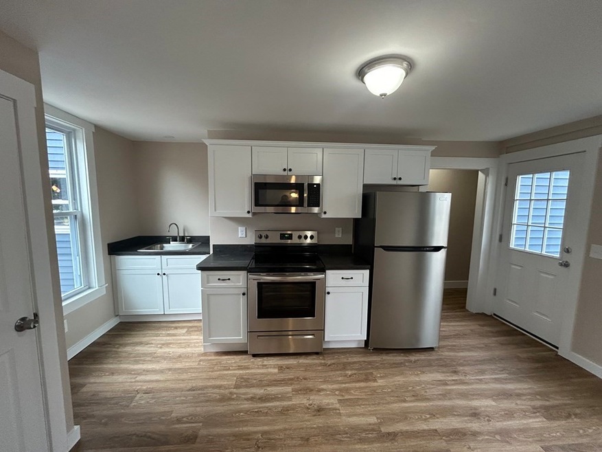 123 Springfield St unit 1R, Chicopee, MA 01013 - photo 1