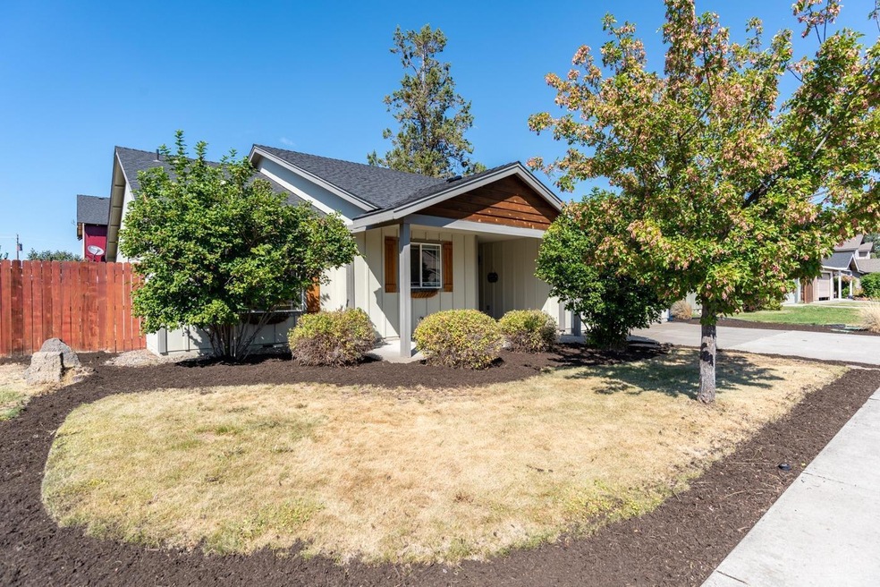 20514 Peak Ave, Bend, OR 97702 - photo 1