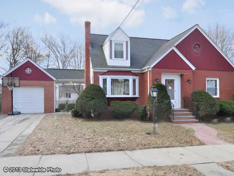 14 Naples Ave, Providence, RI 02908 - photo 1