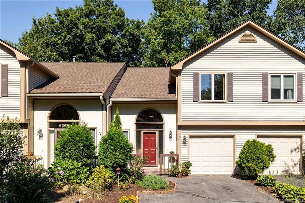 89 Uplands Way unit 89, Glastonbury, CT 06033 - photo 1