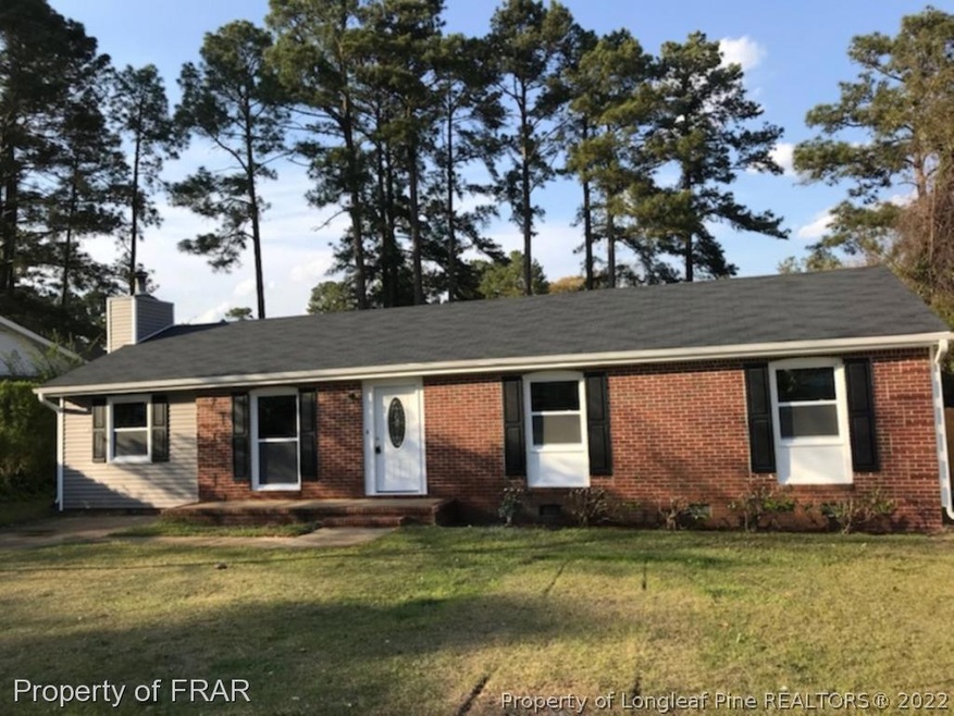 5486 Lazybrook Ct, Fayetteville, NC 28314 - photo 1