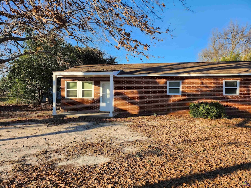 For Rent $1,100/month