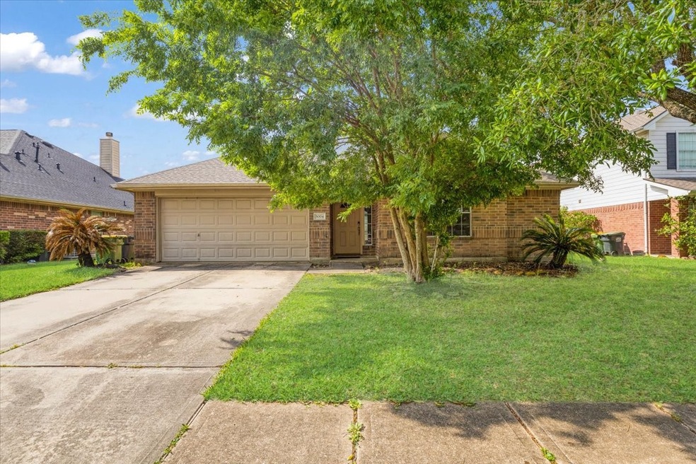 5004 Caprock Dr, Pearland, TX 77584 - photo 1