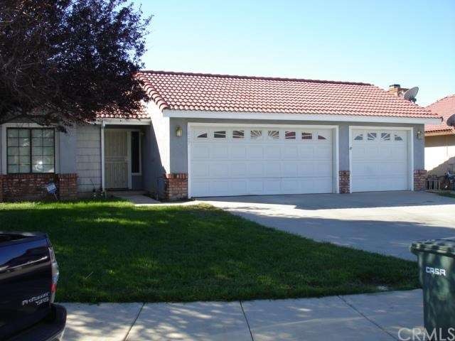 Front view of the home.
