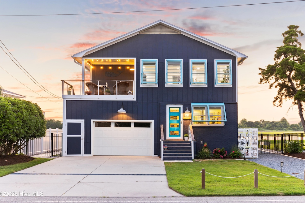 For Sale $2,700,000 • Co-Listing Agent