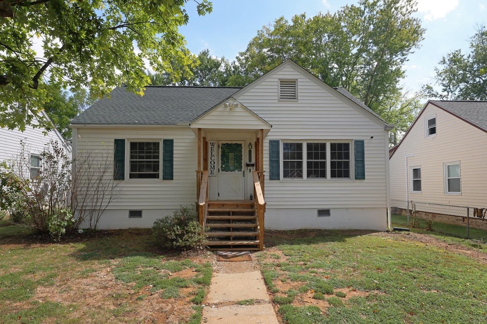 222 King Ave, Waynesboro, VA 22980 - photo 1