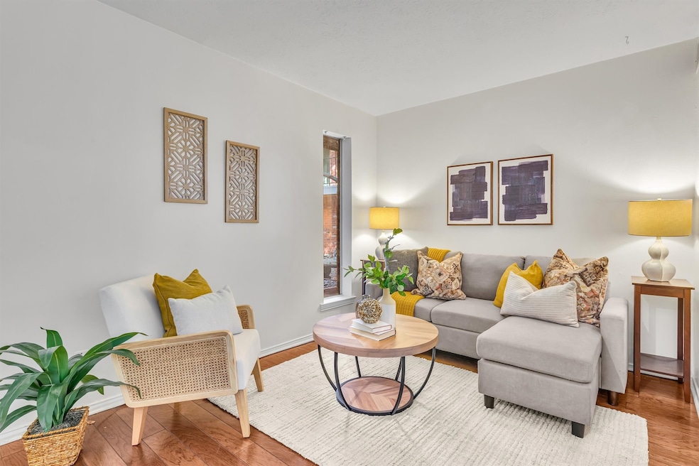 4525 Gilbert Ave unit 104, Dallas, TX 75219 - photo 1