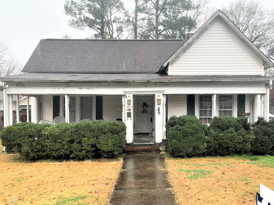 505 Cedar St, Carrollton, GA 30117 - photo 1