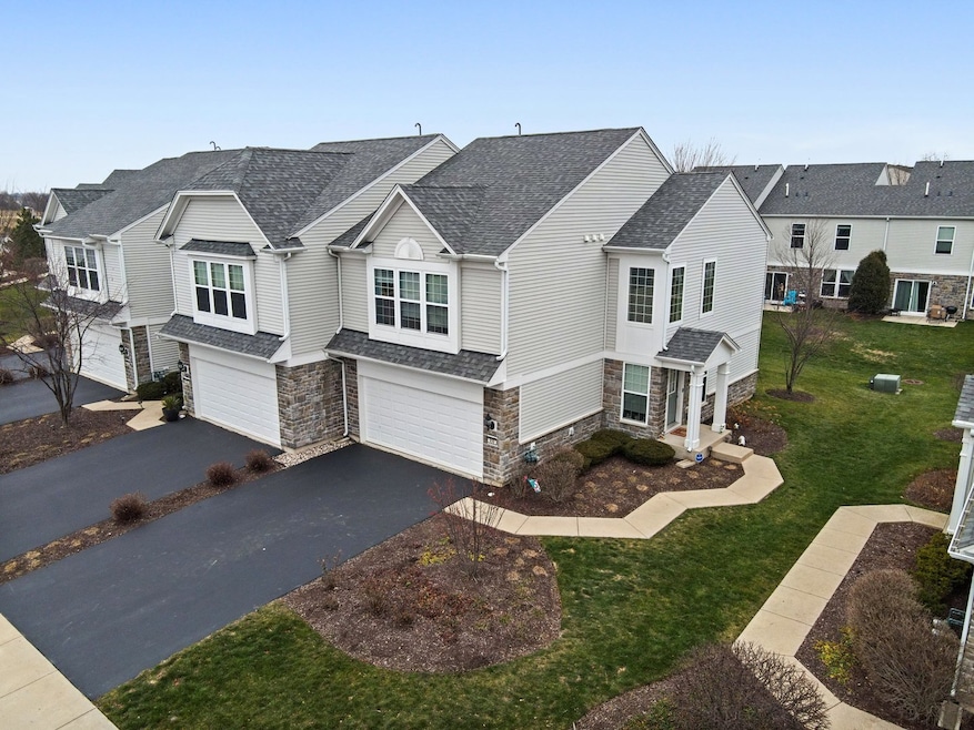 650 Hawley Dr unit 4384, Oswego, IL 60543 - photo 1