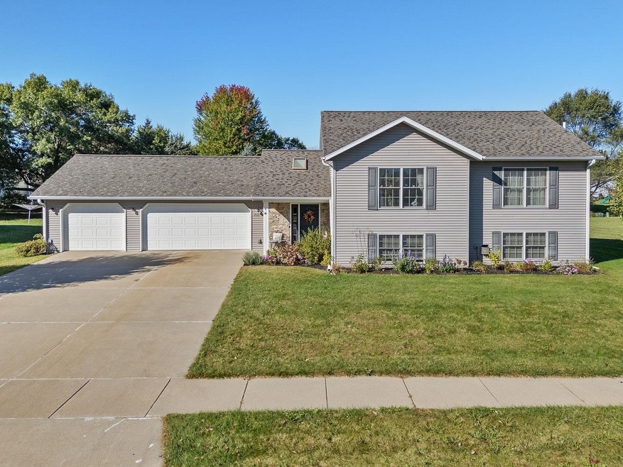 Under Contract $384,900