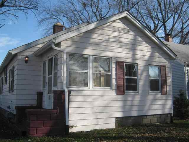 2001 43rd St, Rock Island, IL 61201 - photo 1
