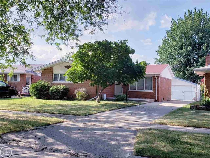 15239 Everly St, Roseville, MI 48066 - photo 1