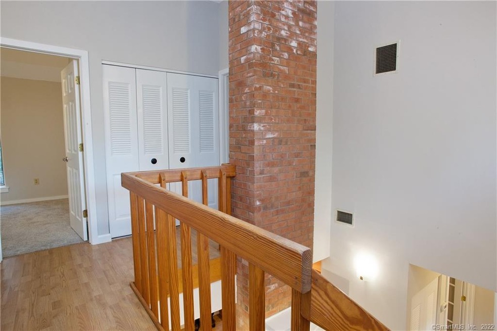 6 Partridge Ct unit 6, Simsbury, CT 06070 - photo 1