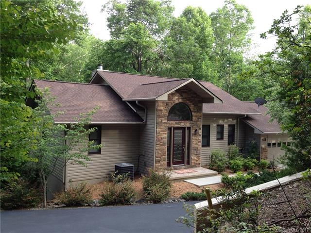 Move in ready 3 bed 2 bath Town Home!