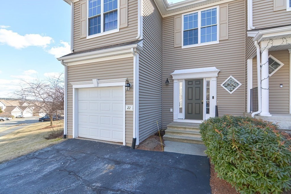 22 Daffodil Ct unit 22, South Grafton, MA 01560 - photo 1