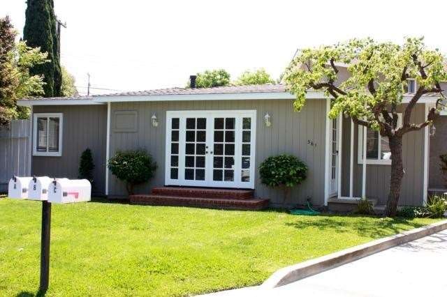 detached cottage front yard 