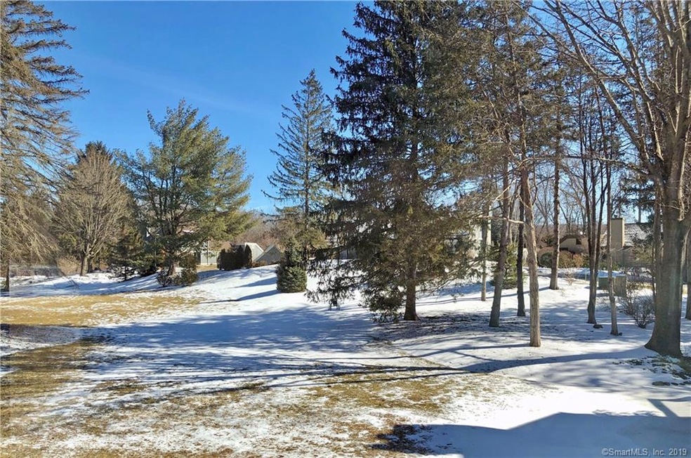 440B Heritage Village unit 440B, Southbury, CT 06488 - photo 1