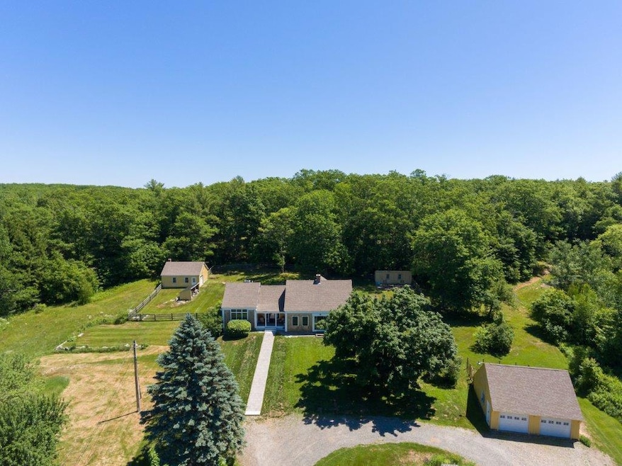 139 Log Cabin Rd, Kennebunkport, ME 04046 - photo 1