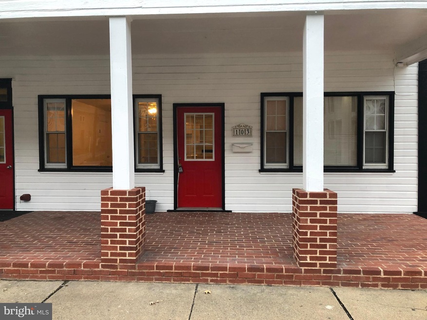 292 N Washington St unit 104, Berkeley Springs, WV 25411 - photo 1