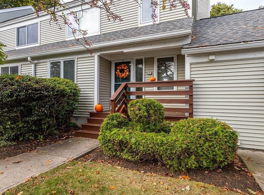 27 Stone Ridge Rd, Franklin, MA 02038 - photo 1