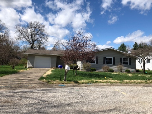 1205 NE 2nd St, Washington, IN 47501 - photo 1