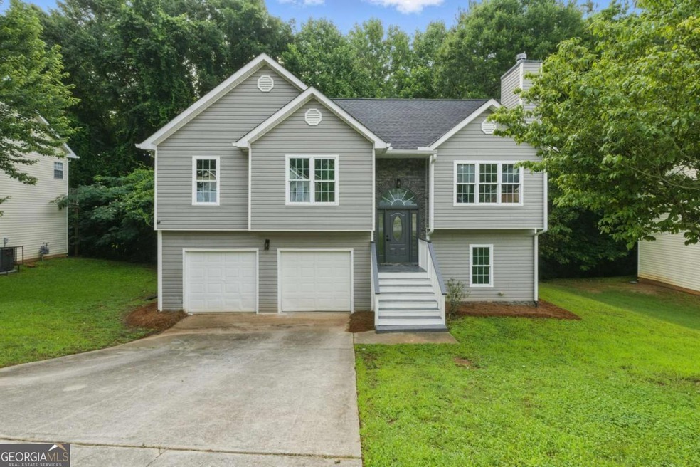 11020 Knotty Pine Place unit II, Hampton, GA 30228 - photo 1