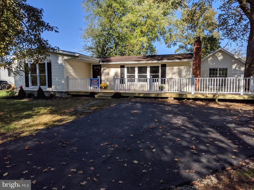 307 Flying Point Rd, Edgewood, MD 21040 - photo 1