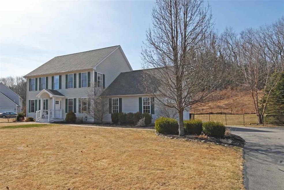 16 Stephen Dr, Stratham, NH 03885 - photo 1