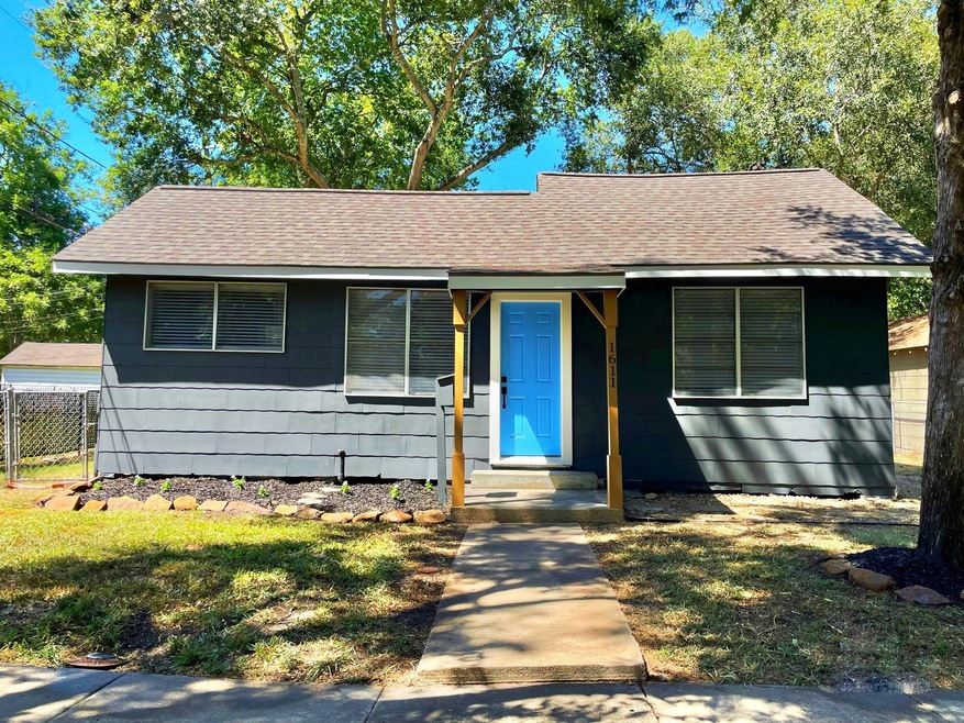 1611 Avenue L, Rosenberg, TX 77471 - photo 1