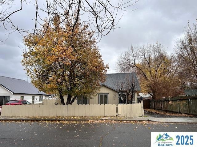 225 N Gilman St, Susanville, CA 96130 - photo 1