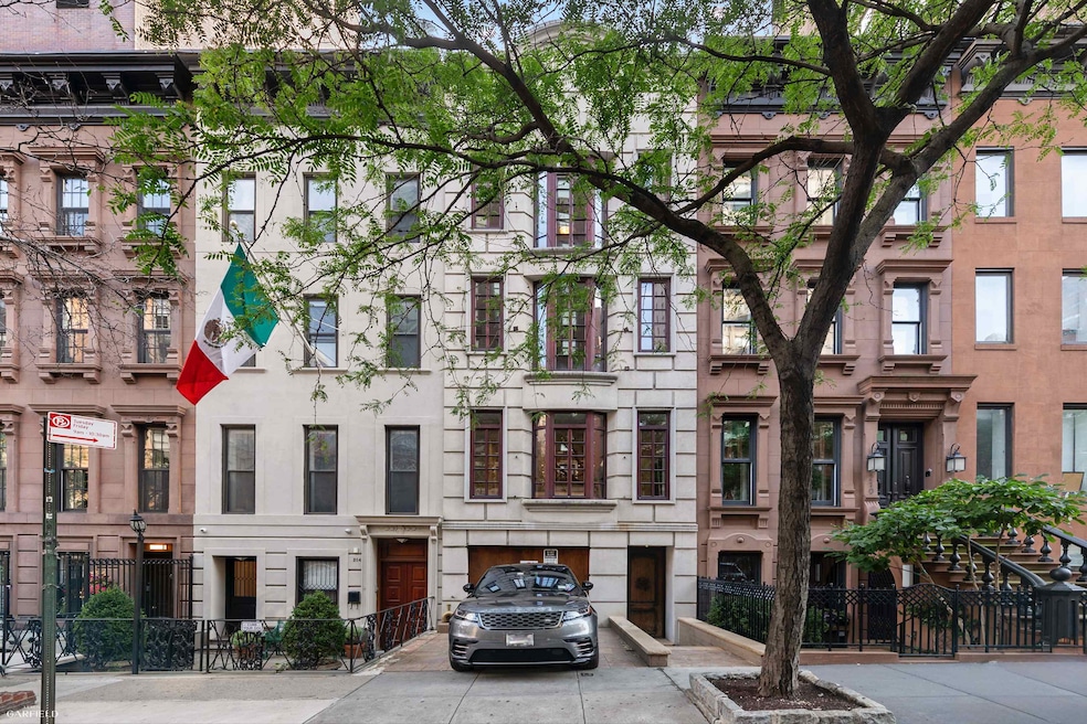 unlisted-address, New York, NY 10021 - photo 1